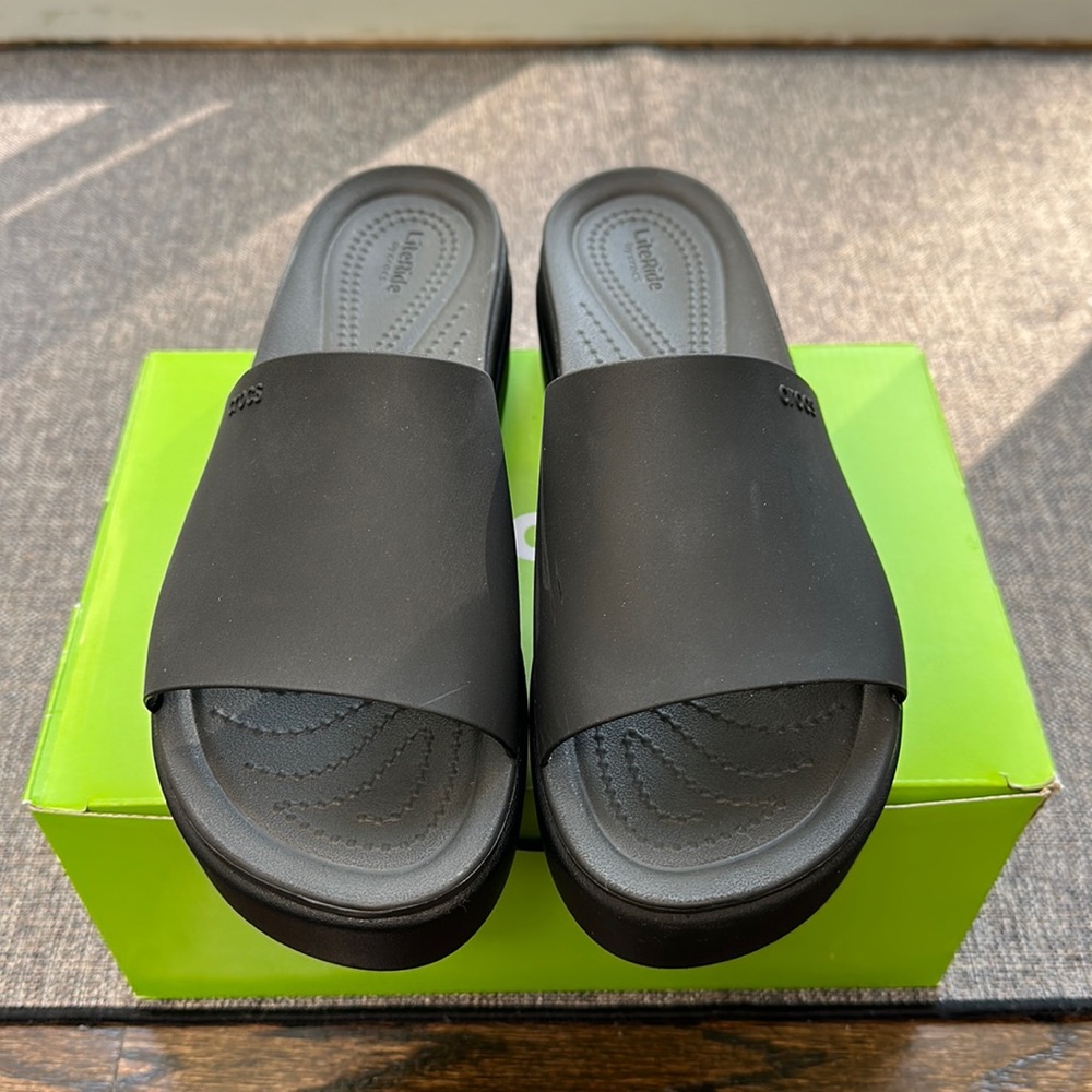 Crocs Brooklyn Slides